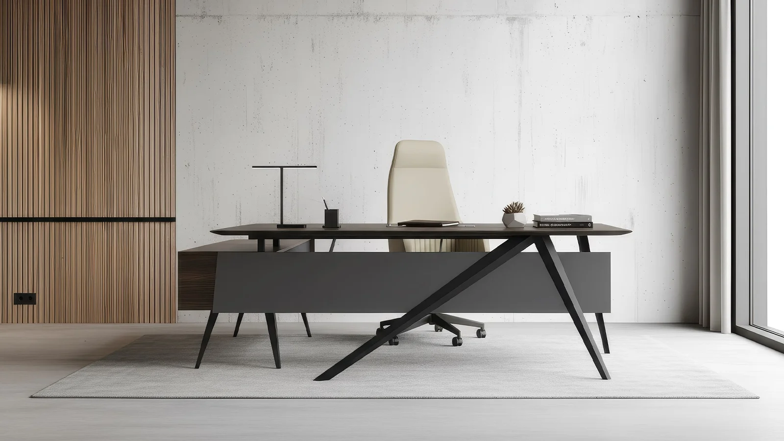 Motto Yönetici Masası